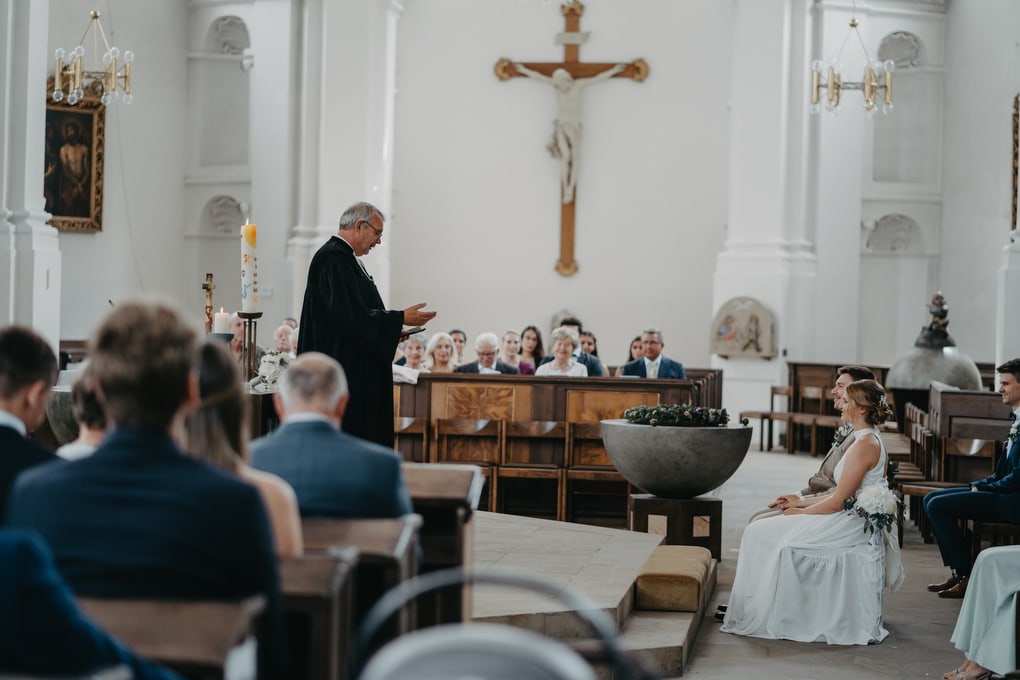 Hochzeit in der Altstadt von Bamberg, mit Trauung in einer historischen Kirche