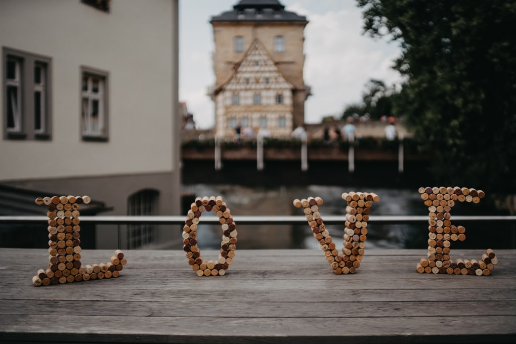 Hochzeit in der Altstadt von Bamberg, mit Trauung in einer historischen Kirche