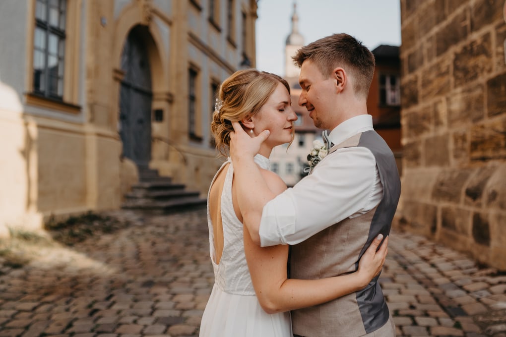 Hochzeit in der Altstadt von Bamberg, mit Trauung in einer historischen Kirche